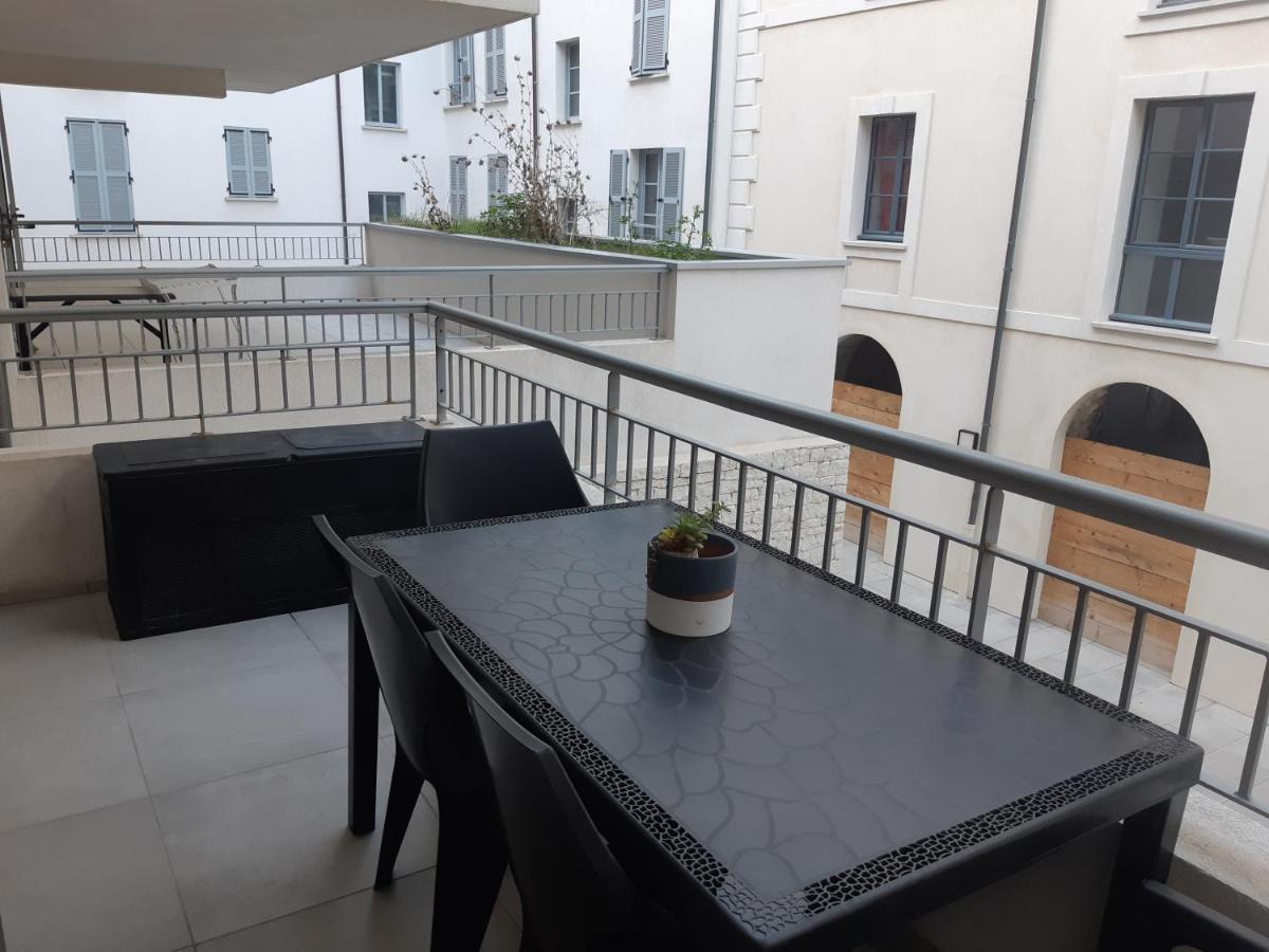 Appartement Proche Du Port De Bonifacio ボニファシオ エクステリア 写真